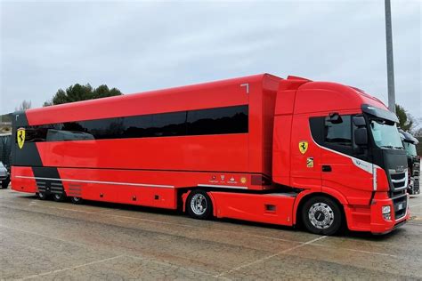 Camion atelier compétition