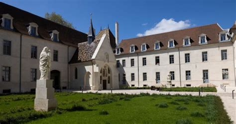 Croix de Dijon