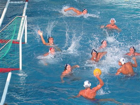 Image représentant un match de water-polo