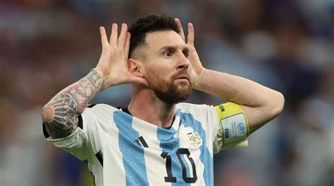 Lionel Messi (Argentine) célèbre son but face aux Pays-Bas