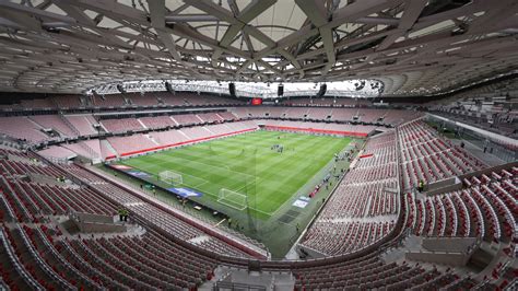 Tribune de l'Allianz Riviera